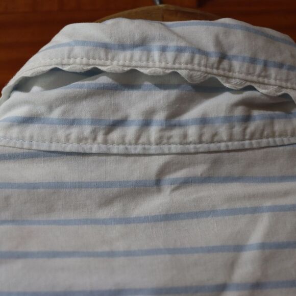 Dockers Feminine Striped Button Down Ruffle Short Sleeve Shoulder Pad Shirt Medi - Picture 3 of 10